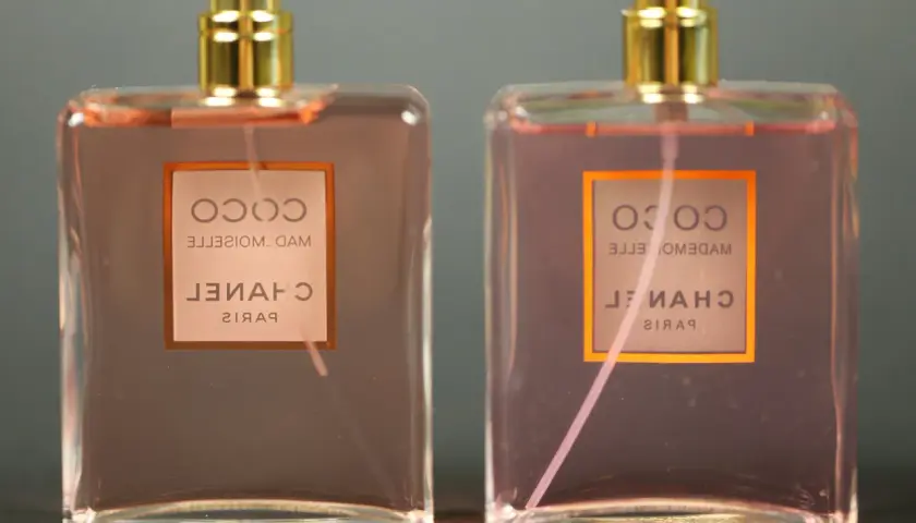 Jak rozpoznać podróbki perfum? Sprawdź oryginał krok po kroku