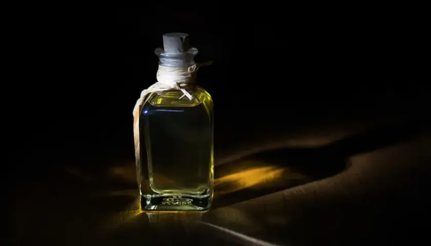 Czy perfumy mają termin ważności? Oto co musisz wiedzieć, aby uniknąć strat