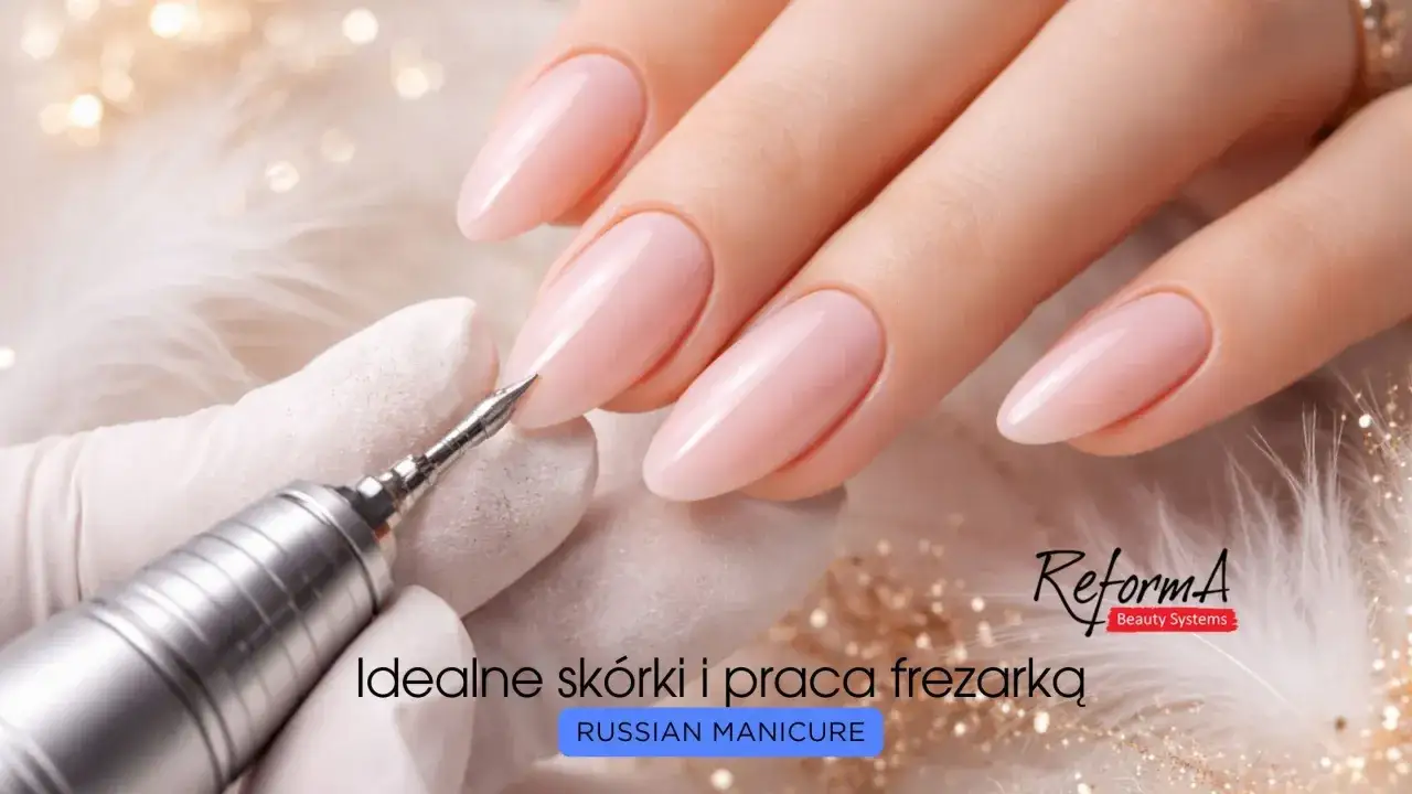 Idealne skórki i praca frezarką to klucz do perfekcyjnego manicure kombinowanego. Dłonie z różowymi paznokciami wyglądają zjawiskowo.